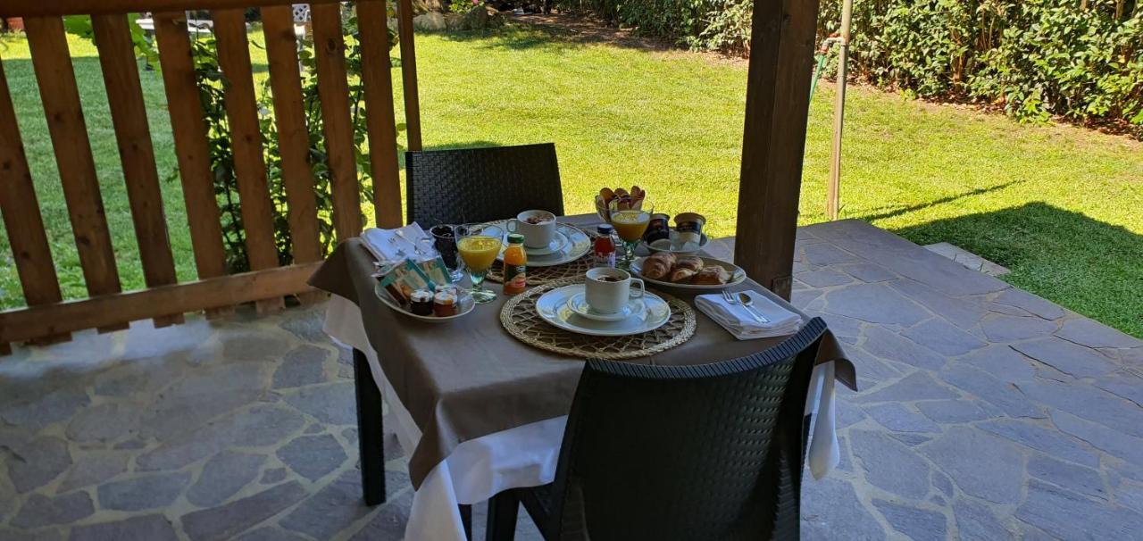 Artemisia Bed And Breakfast SantʼAnna Arresi エクステリア 写真