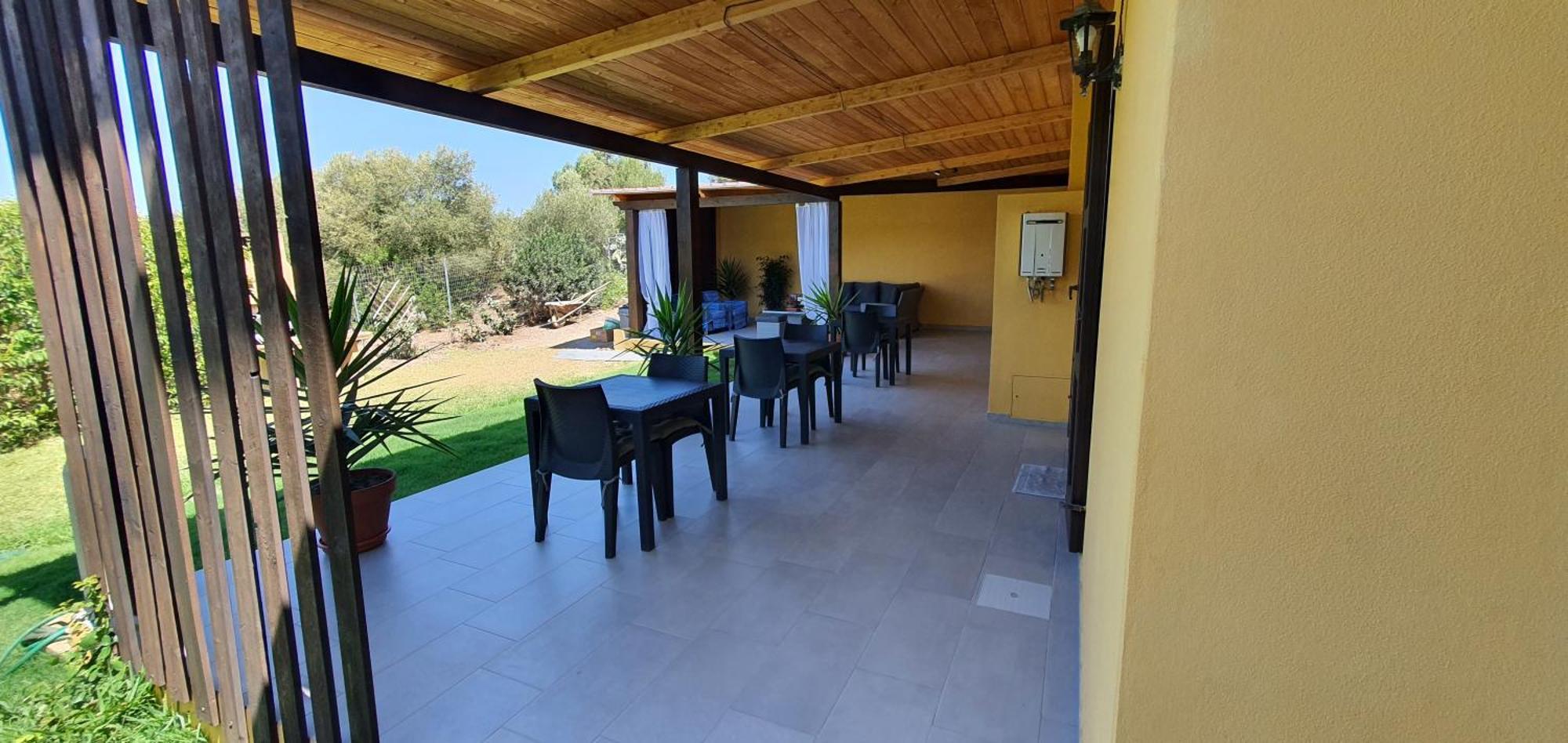 Artemisia Bed And Breakfast SantʼAnna Arresi エクステリア 写真